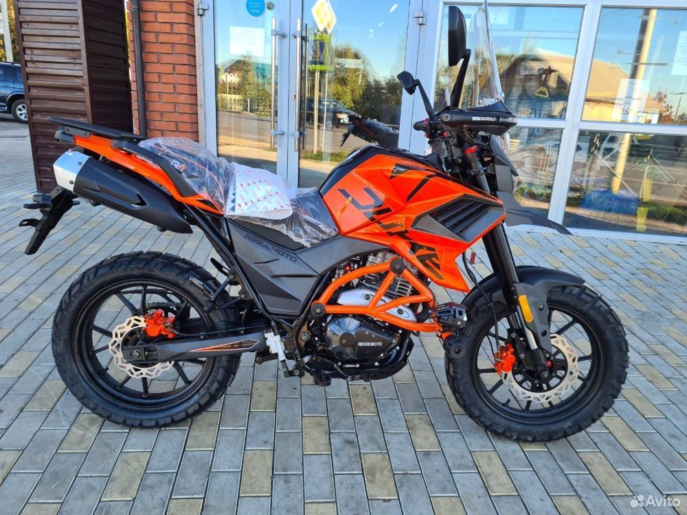 Regulmoto Duke