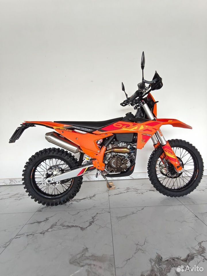 Regulmoto Six Days