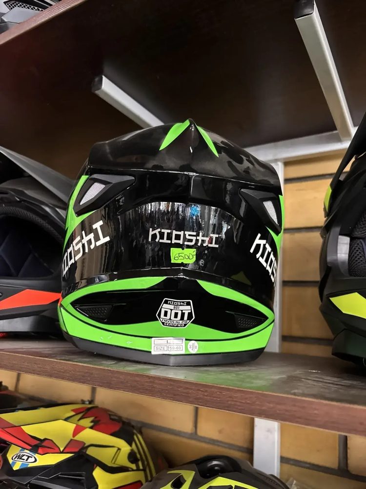 KIOSHI Holeshot 801 кроссовый, чёрный/зелёный